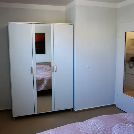 Merikoti Apartment